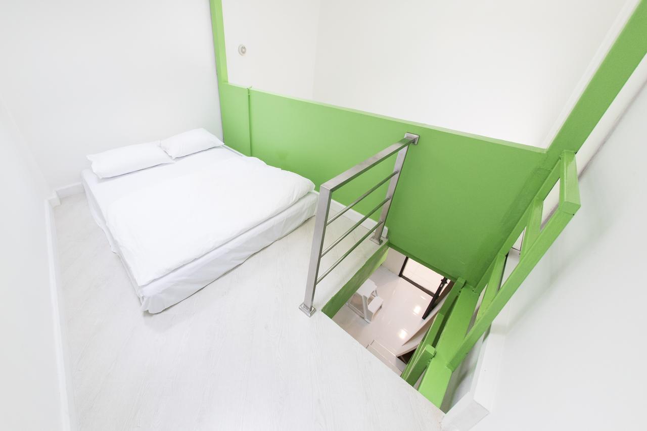 Pixellar Hostel Bangkok Eksteriør billede