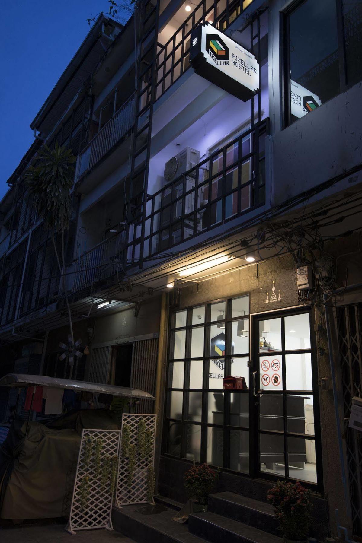 Pixellar Hostel Bangkok Eksteriør billede