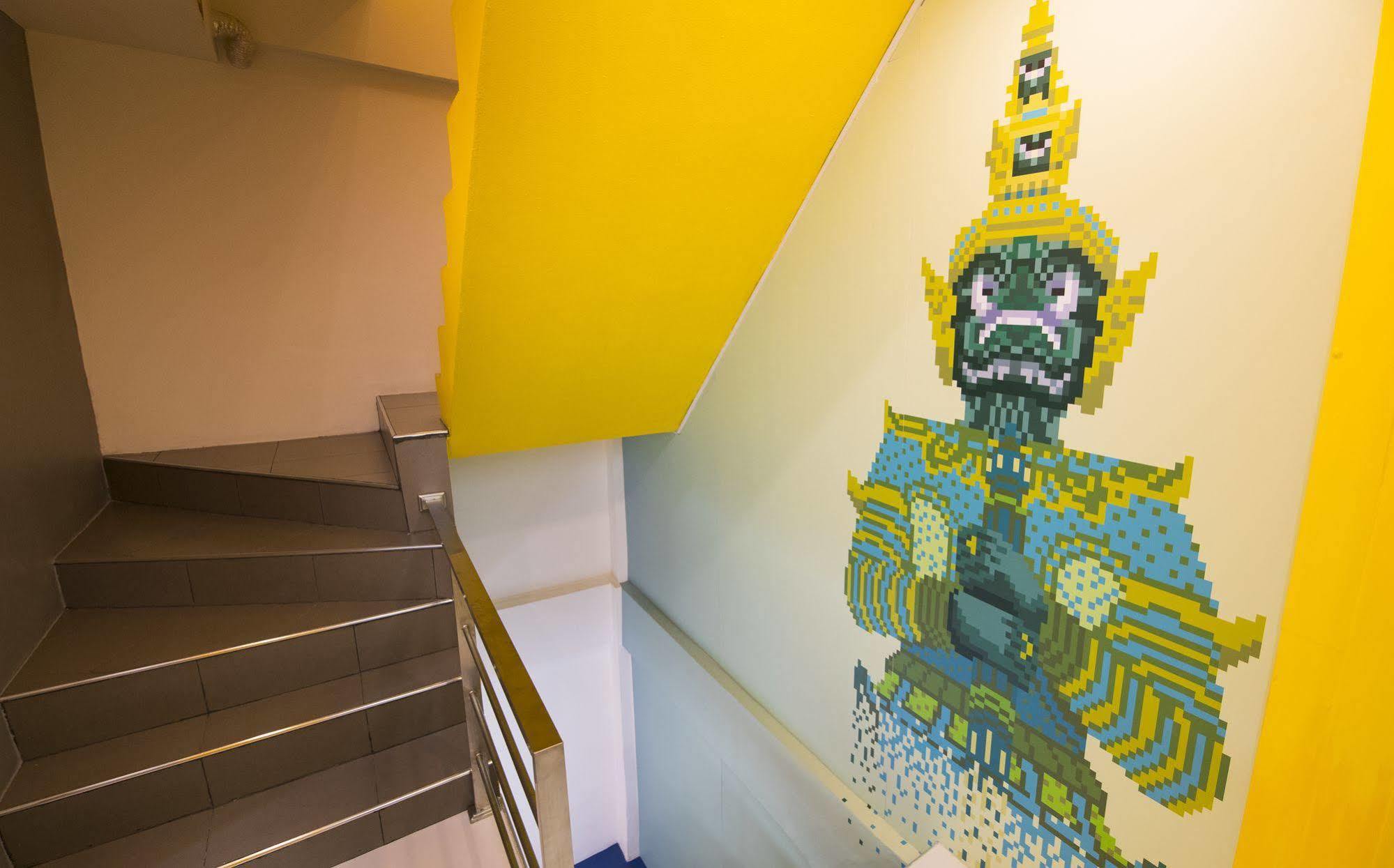 Pixellar Hostel Bangkok Eksteriør billede
